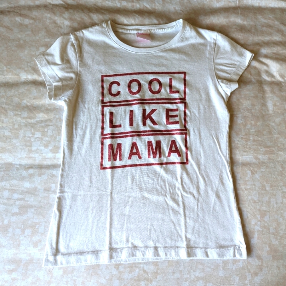 Cool like Mama statement t-shirt size 14 fits to 7-9 yrs